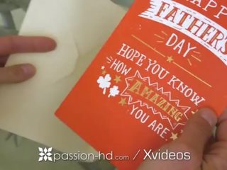 Страст-hd fathers ден пенис смучене подарък с стъпка дама lana rhoades